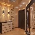 Оздоблення стін у передпокої штукатуркою