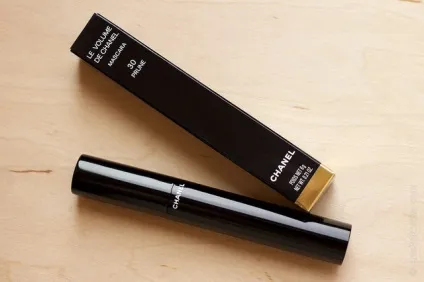 Макіяж з тушшю chanel - prune і рум'янами rose glacier (rose) Макіяж з тушшю chanel - prune і рум'янами rose glacier