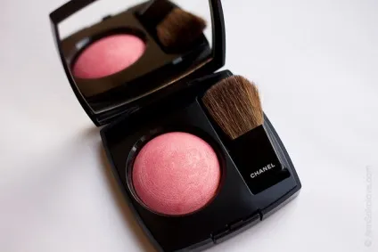 Макіяж з тушшю chanel - prune і рум'янами rose glacier (prune) Макіяж з тушшю chanel - prune і рум'янами rose glacier
