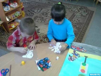 Майстер-клас з виготовлення з дітьми плаката по пдд