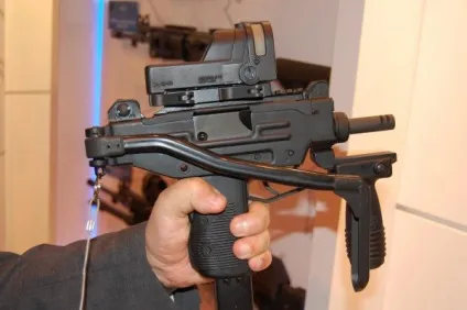 Micro uzi пістолет-кулемет - характеристики, фото, ТТХ (пістолет-кулемет) Micro uzi пістолет-кулемет - характеристики, фото, ТТХ