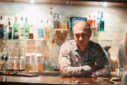 Мінські бармени як люди вживають алкоголь (мінськ), інтерв'ю - (мінськ) Мінські бармени як люди вживають алкоголь (мінськ), інтерв'ю -