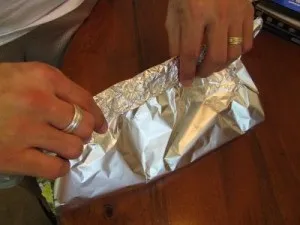 М'ясний фарш з картоплею у фользі - рецепт - howcooktasty - як готувати смачно! (Фользі) М'ясний фарш з картоплею у фользі - рецепт - howcooktasty - як готувати смачно!