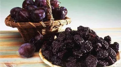 Чи можна чорнослив годуючим мамам (Чорнослив грудному вигодовуванні) Чи можна чорнослив годуючим мамам