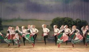 Народні белоукраінскіе танці, як невід'ємна частина білорусів - альманах сторінки історії Білорусії (белоукраінскіе) Народні белоукраінскіе танці, як невід'ємна частина білорусів - альманах сторінки історії Білорусії