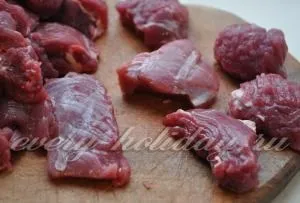 М'ясо тушковане в пиві