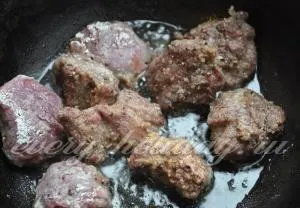 М'ясо тушковане в пиві
