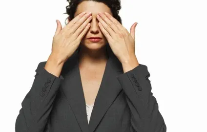 Напруга очей, як краплі візін® допомагають позбутися від напруги очей (Визин) Напруга очей, як краплі візін® допомагають позбутися від напруги очей