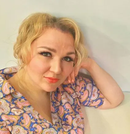Надія ангарская активно худне після пологів (у реальному часі) Надія ангарская активно худне після пологів