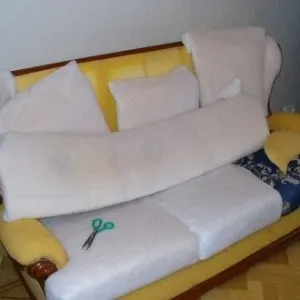 Обшивка старого дивана своїми руками реставрація та заміна оббивки