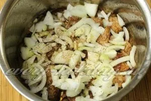 Овочеве рагу з баклажанами, м'ясом і картоплею (баклажанами) Овочеве рагу з баклажанами, м'ясом і картоплею