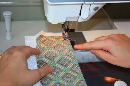 Великодній кошик з зайцями - ярмарок майстрів - ручна робота, handmade (з'єднання двох смуг) Великодній кошик з зайцями - ярмарок майстрів - ручна робота, handmade