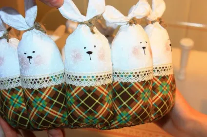 Великодній кошик з зайцями - ярмарок майстрів - ручна робота, handmade (синтепон) Великодній кошик з зайцями - ярмарок майстрів - ручна робота, handmade