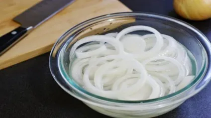 Дуже смачний маринована цибуля (дуже) Дуже смачний маринована цибуля