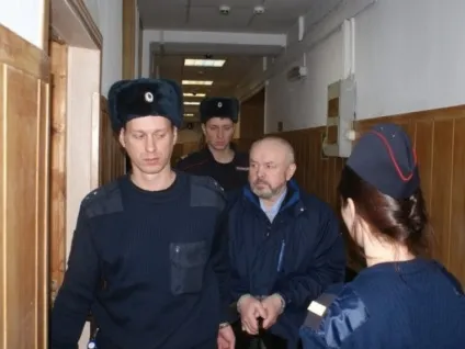 Олегу Шишов можуть збільшити термін з 3 до 15 років (термін) Олегу Шишов можуть збільшити термін з 3 до 15 років