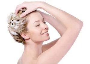 Освітлюючий шампунь для різних кольорів волосся (освітлюючий) Освітлюючий шампунь для різних кольорів волосся