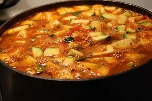 Овочеве рагу рецепт з картоплею і кабачками і капустою (картопля) Овочеве рагу рецепт з картоплею і кабачками і капустою