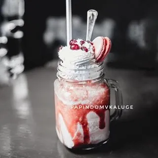 Татів будинок s photos in @papindomvkaluge instagram account (papindomvkaluge) Татів будинок s photos in @papindomvkaluge instagram account