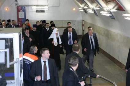 Патріарх служив в метро