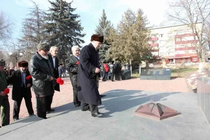 Пам'ять живе вічно ...