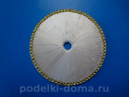 Панно з стрічок троянди своїми руками (руками) Панно з стрічок троянди своїми руками