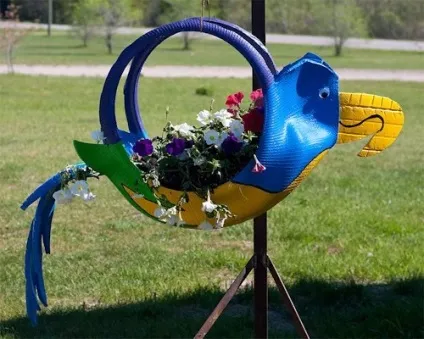 Падалка для дачі з підручних матеріалів (60 фото) (з підручних матеріалів) Падалка для дачі з підручних матеріалів (60 фото)
