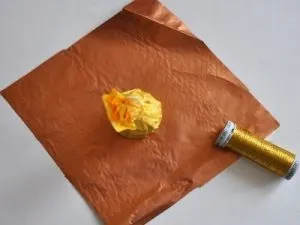 Соняшники з цукерок