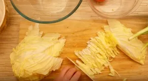 Простий і найсмачніший салат з кальмарів (кальмарів) Простий і найсмачніший салат з кальмарів