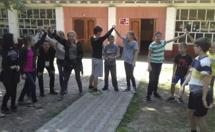 Проста дитяча дідівщина