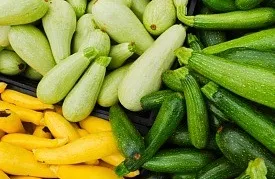 Різниця між кетчупом і томатною пастою (відмінність між кетчупом і томатною пастою) Різниця між кетчупом і томатною пастою