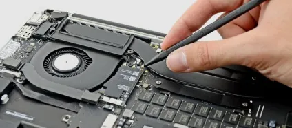 Розібралися, чому не включається mac