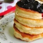 Рецепти смачних десертів з полуницею і вершками, блог про їжу і кулінарних рецептах (Приготування Промиваємо ягоди) Рецепти смачних десертів з полуницею і вершками, блог про їжу і кулінарних рецептах