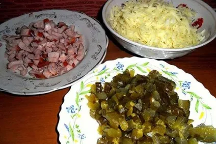Рецепт салату з млинців з копченою куркою (рецепт) Рецепт салату з млинців з копченою куркою