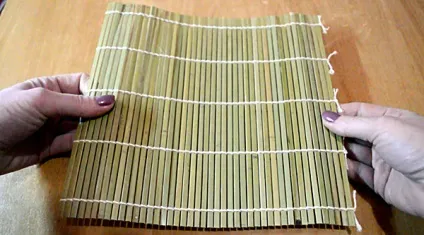 Роли «Філадельфія» з сьомгою, готуємо смачно і по-домашньому (готуємо) Роли «Філадельфія» з сьомгою, готуємо смачно і по-домашньому