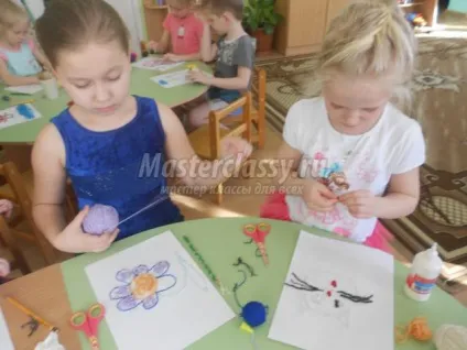 Малюнки з пряжі