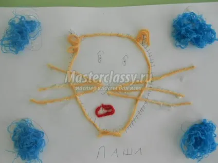 Малюнки з пряжі