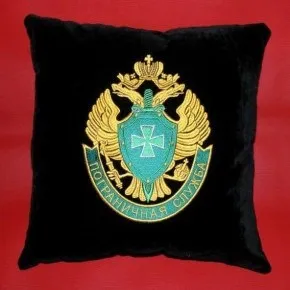 Подарунок автолюбителю - подушки з логотипом марки машини (подушки) Подарунок автолюбителю - подушки з логотипом марки машини