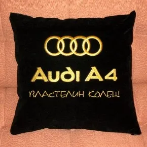 Подарунок автолюбителю - подушки з логотипом марки машини (подушки) Подарунок автолюбителю - подушки з логотипом марки машини