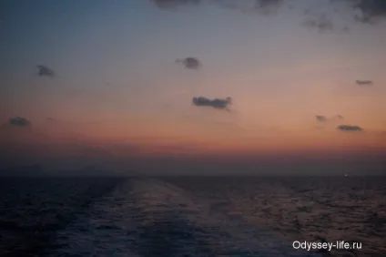 Чому люди люблять море (чому люди люблять море) Чому люди люблять море