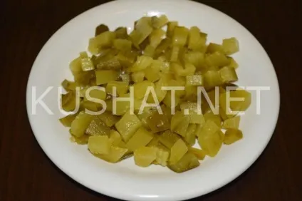 Салат «мисливський»