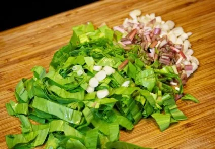 Салат весняний покроковий кулінарний рецепт