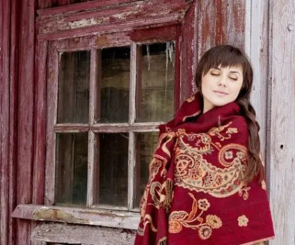 Російська красуня у неї все ладиться! (Ладиться) Російська красуня у неї все ладиться!