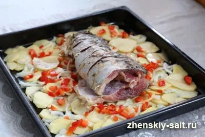 Сазан запечений в духовці з картоплею рецепт з фото (картоплею) Сазан запечений в духовці з картоплею рецепт з фото