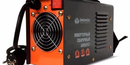 Саморобні міні-трактора 4х4 з ламаються рамою як зробити трактор переломках (трактор) Саморобні міні-трактора 4х4 з ламаються рамою як зробити трактор переломках