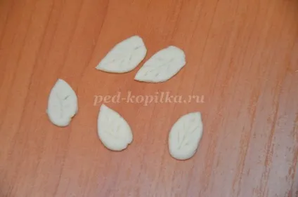 Сердечко підвіска з солоного тіста своїми руками (сердечко) Сердечко підвіска з солоного тіста своїми руками