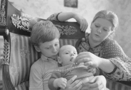 Сімейне щастя Ірина Муравйова та Леоніда Ейдлін (Леоніда) Сімейне щастя Ірина Муравйова та Леоніда Ейдлін