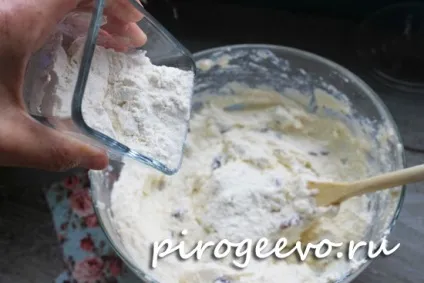 Сирники з манкою рецепт з фото крок за кроком (пишні і смачні) (вогонь накриваємо кришкою) Сирники з манкою рецепт з фото крок за кроком (пишні і смачні)