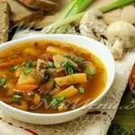 Вершковий суп з куркою і грибами печерицями, рецепт з фото