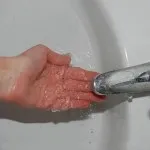 Слабо йде вода, немає тиску води по стояку причини поганого напору і їх усунення (владимир) Слабо йде вода, немає тиску води по стояку причини поганого напору і їх усунення
