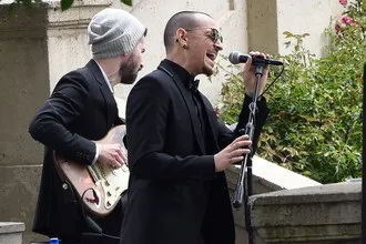 Смерть лідера linkin park стала повною несподіванкою для групи (linkin) Смерть лідера linkin park стала повною несподіванкою для групи